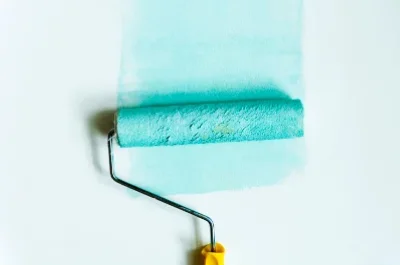 Peinture intérieure à Gizia — murs, plafonds et boiseries